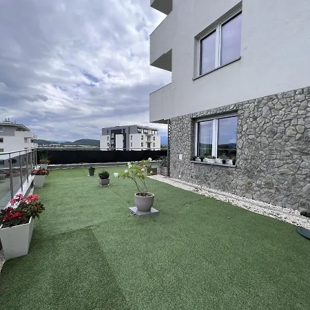 Z Tarasem Na Osiedlu Rakownica